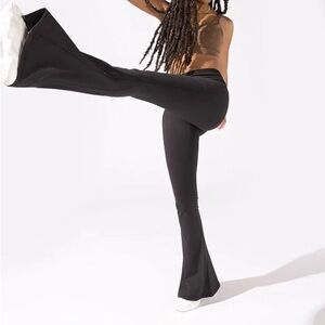 Popflex SuperSculpt Bell Bottom with Pockets - Black